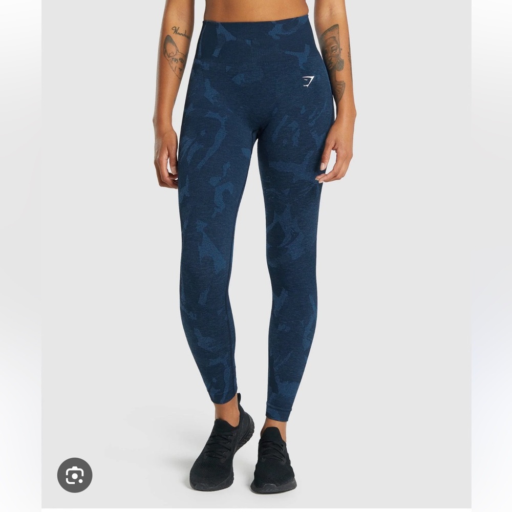 NWOT Gymshark camo seamless legging